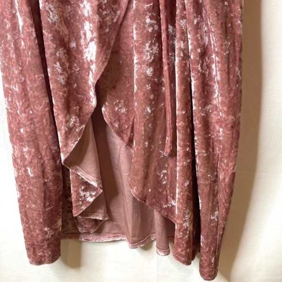NWT Alexia Admor crushed velvet rose wrap dress 2X - Picture 10 of 10
